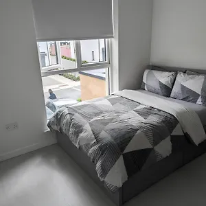  Privatunterkunft New House, Private In A Peaceful Neighborhood Irland